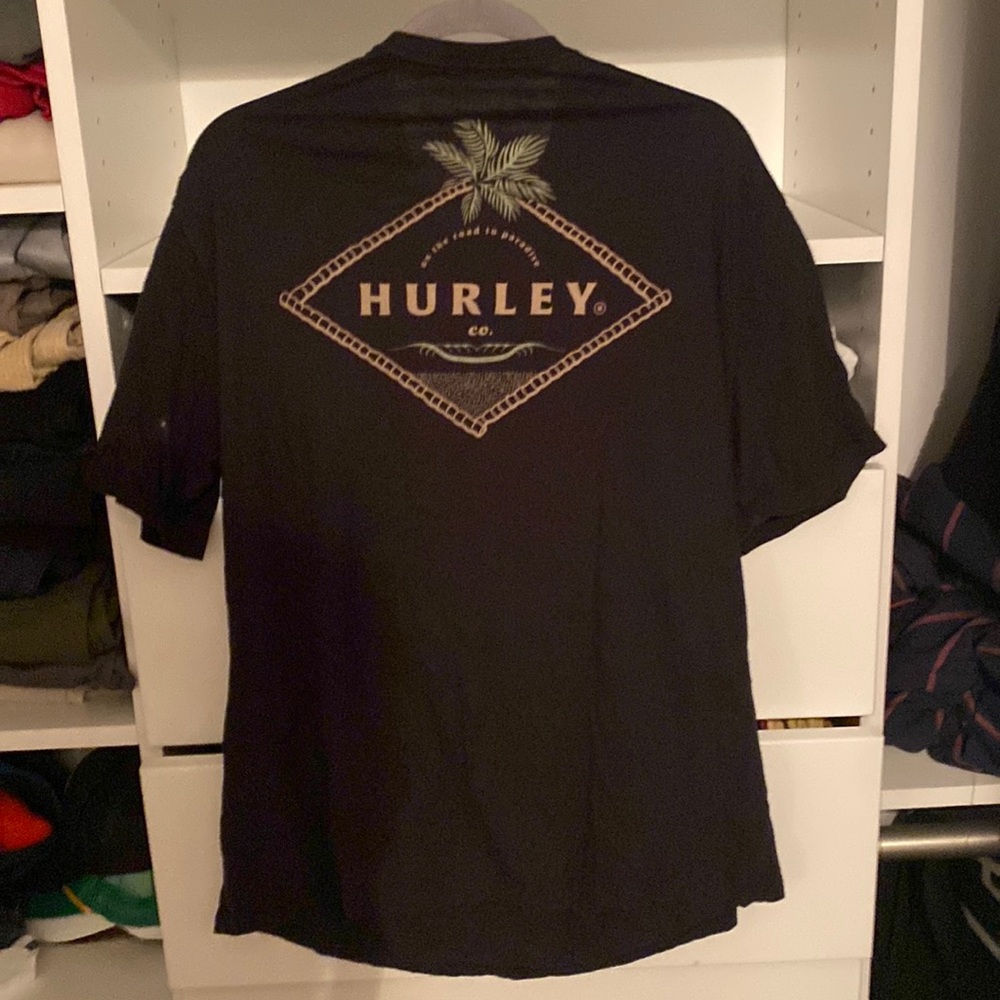 hurley XL t shirt